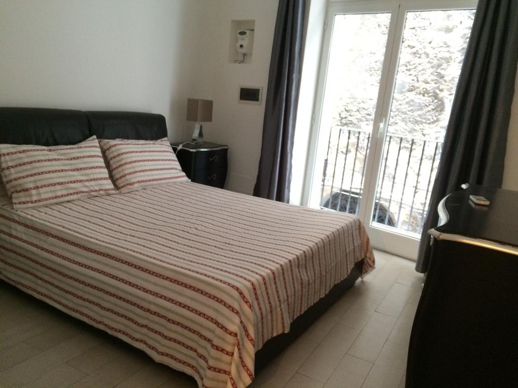 Corsovittorio111 Apartment Palermo Ngoại thất bức ảnh